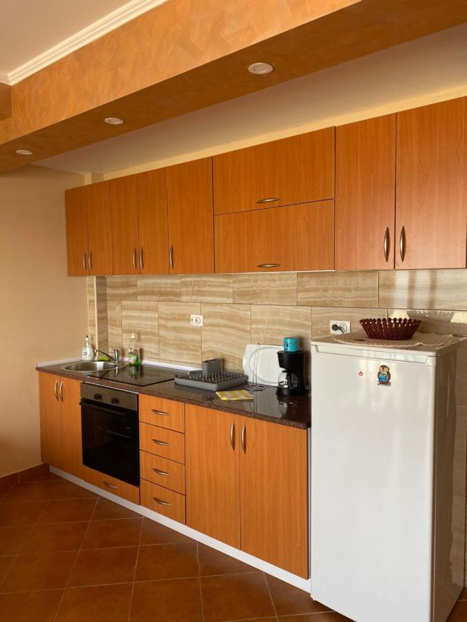Apartman Joja Apartment Бар Екстериор снимка